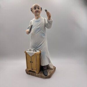 Lefton SurgeonPorcelain Hand Painted 8" x 4" Japan Figurine